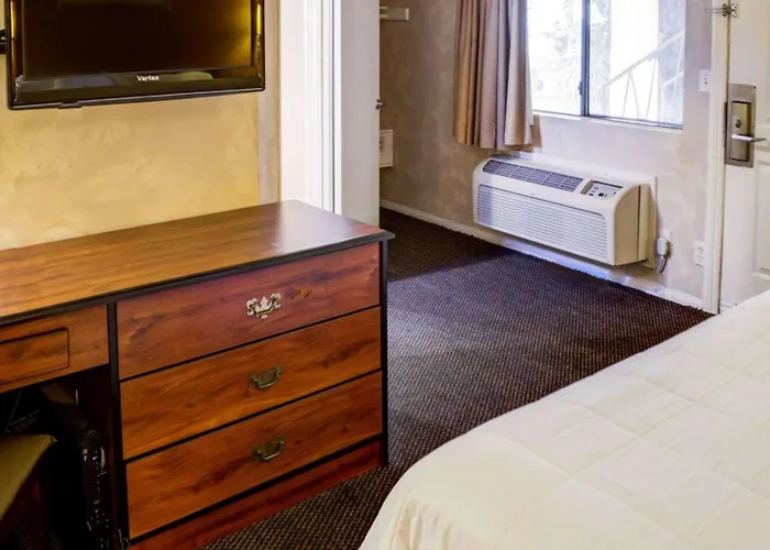 Rodeway Inn Near Venice Beach